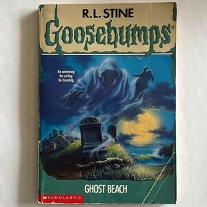 ⭐️ 5/$25 - GOOSEBUMPS - Classic/Vintage - #22 Ghost Beach